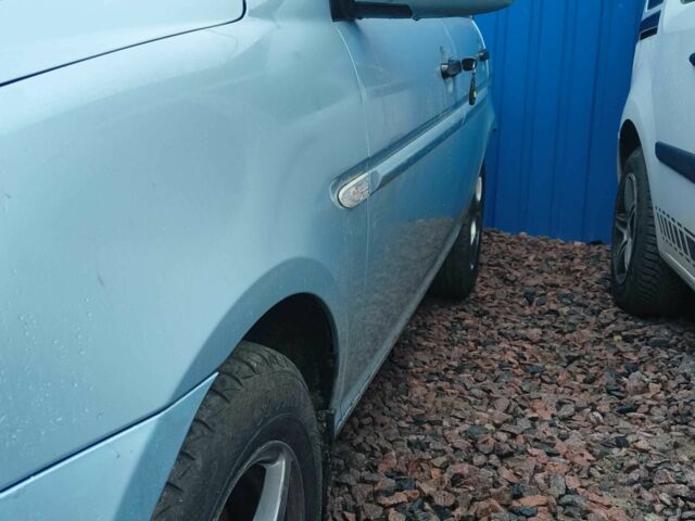 Синий Хендай Акцент, объемом двигателя 1.4 л и пробегом 113 тыс. км за 2400 $, фото 4 на Automoto.ua