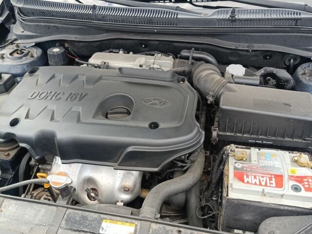 Синий Хендай Акцент, объемом двигателя 0 л и пробегом 130 тыс. км за 5100 $, фото 6 на Automoto.ua