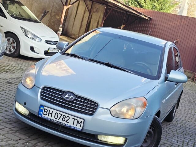 Синий Хендай Акцент, объемом двигателя 1.5 л и пробегом 185 тыс. км за 4650 $, фото 8 на Automoto.ua