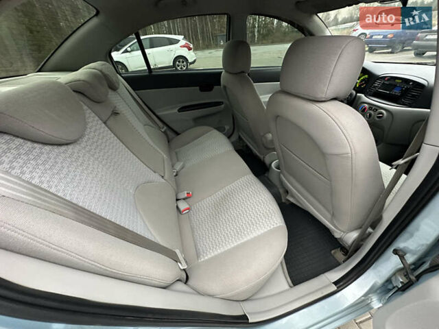 Синий Хендай Акцент, объемом двигателя 1.49 л и пробегом 135 тыс. км за 4900 $, фото 16 на Automoto.ua