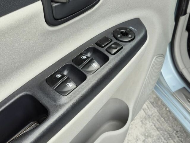 Синій Хендай Акцент, об'ємом двигуна 1.4 л та пробігом 201 тис. км за 4800 $, фото 1 на Automoto.ua