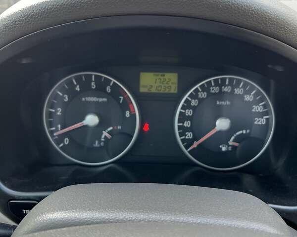 Синий Хендай Акцент, объемом двигателя 1.4 л и пробегом 210 тыс. км за 4100 $, фото 6 на Automoto.ua