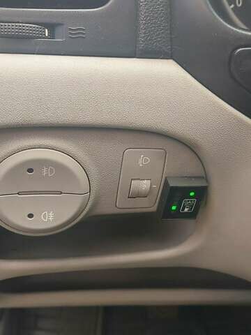 Синій Хендай Акцент, об'ємом двигуна 1.4 л та пробігом 287 тис. км за 4300 $, фото 11 на Automoto.ua