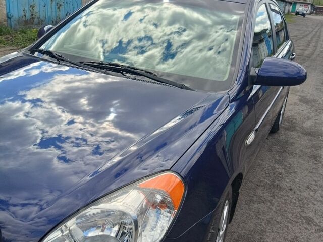 Синий Хендай Акцент, объемом двигателя 0 л и пробегом 130 тыс. км за 5100 $, фото 1 на Automoto.ua