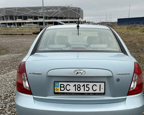 Синий Хендай Акцент, объемом двигателя 1.4 л и пробегом 201 тыс. км за 4100 $, фото 3 на Automoto.ua