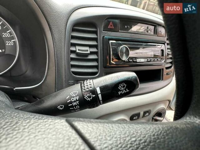 Синий Хендай Акцент, объемом двигателя 1.4 л и пробегом 180 тыс. км за 6200 $, фото 60 на Automoto.ua