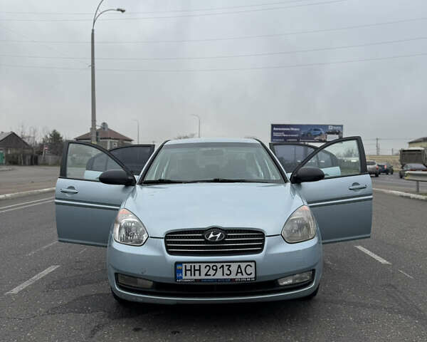 Синій Хендай Акцент, об'ємом двигуна 1.6 л та пробігом 182 тис. км за 4790 $, фото 22 на Automoto.ua