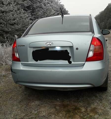 Синий Хендай Акцент, объемом двигателя 1.4 л и пробегом 247 тыс. км за 4500 $, фото 3 на Automoto.ua