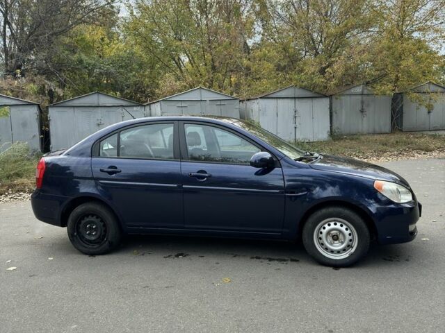 Синій Хендай Акцент, об'ємом двигуна 1.6 л та пробігом 159 тис. км за 4500 $, фото 2 на Automoto.ua