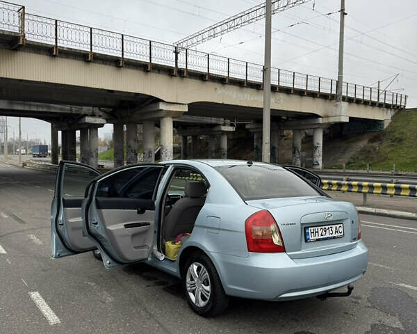 Синій Хендай Акцент, об'ємом двигуна 1.6 л та пробігом 182 тис. км за 4790 $, фото 36 на Automoto.ua