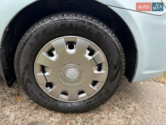 Хендай Акцент 2008 в Харькове на Automoto.ua Синий Хендай Акцент, объемом двигателя 0 л и пробегом 227 тыс. км за 3800 $, фото 9 на Automoto.ua