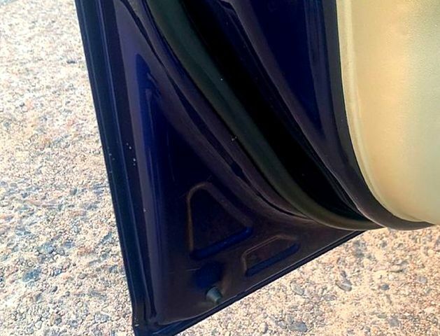 Синий Хендай Акцент, объемом двигателя 1.4 л и пробегом 257 тыс. км за 5400 $, фото 2 на Automoto.ua