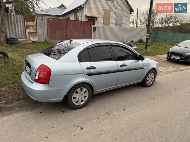 Синий Хендай Акцент, объемом двигателя 1.4 л и пробегом 82 тыс. км за 5500 $, фото 6 на Automoto.ua