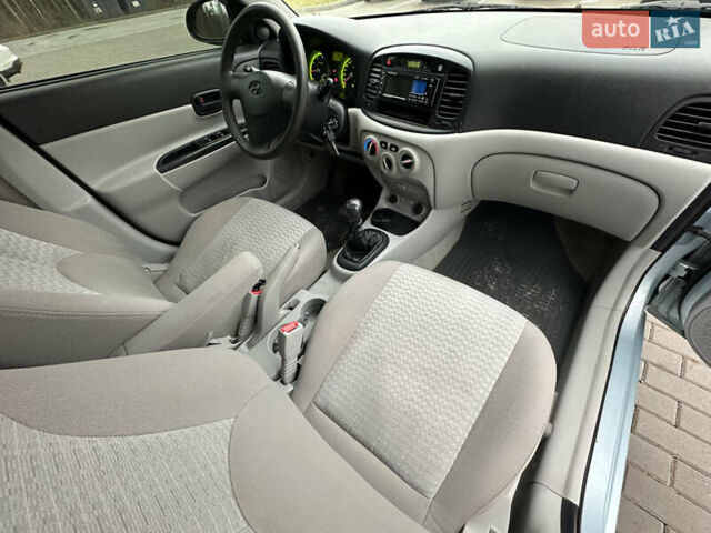 Синий Хендай Акцент, объемом двигателя 1.49 л и пробегом 135 тыс. км за 4900 $, фото 14 на Automoto.ua