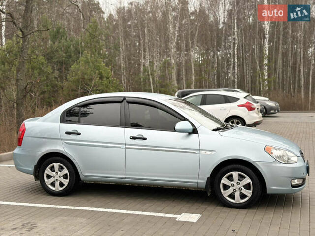 Синий Хендай Акцент, объемом двигателя 1.49 л и пробегом 135 тыс. км за 4900 $, фото 2 на Automoto.ua