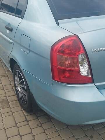 Синій Хендай Акцент, об'ємом двигуна 1.4 л та пробігом 287 тис. км за 4300 $, фото 5 на Automoto.ua