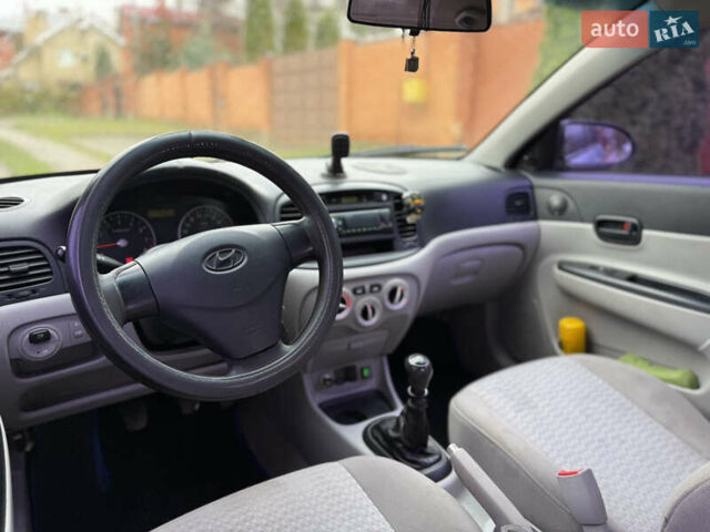 Хендай Акцент 2008 в Харькове на Automoto.ua Синий Хендай Акцент, объемом двигателя 0 л и пробегом 227 тыс. км за 3800 $, фото 12 на Automoto.ua