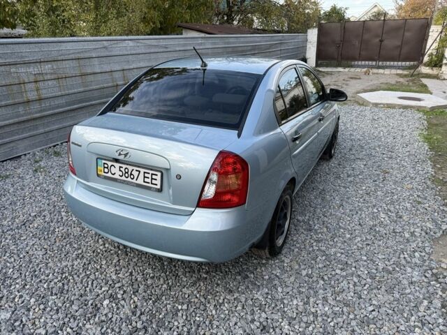 Синій Хендай Акцент, об'ємом двигуна 1.4 л та пробігом 168 тис. км за 4350 $, фото 4 на Automoto.ua