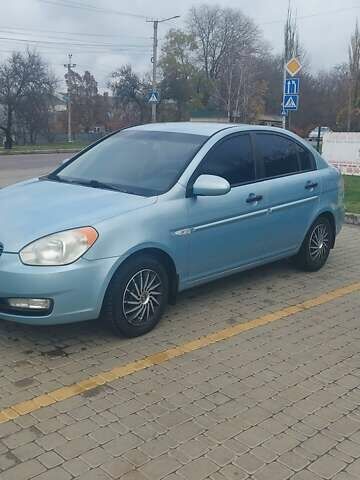 Синій Хендай Акцент, об'ємом двигуна 1.4 л та пробігом 287 тис. км за 4300 $, фото 2 на Automoto.ua