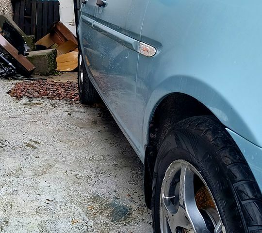 Синій Хендай Акцент, об'ємом двигуна 1.4 л та пробігом 113 тис. км за 2400 $, фото 2 на Automoto.ua