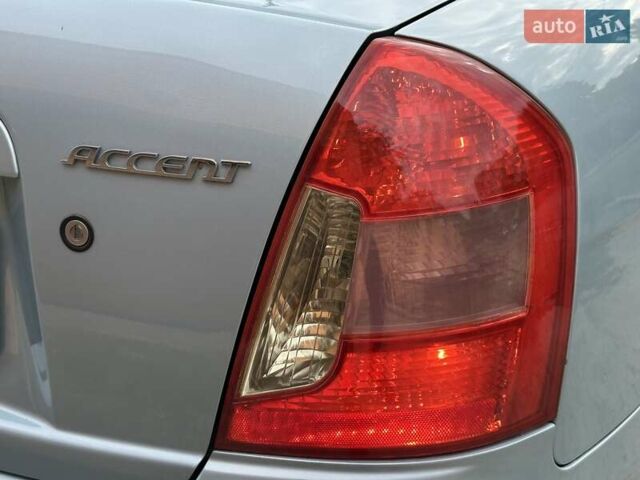 Синій Хендай Акцент, об'ємом двигуна 1.4 л та пробігом 201 тис. км за 5999 $, фото 26 на Automoto.ua