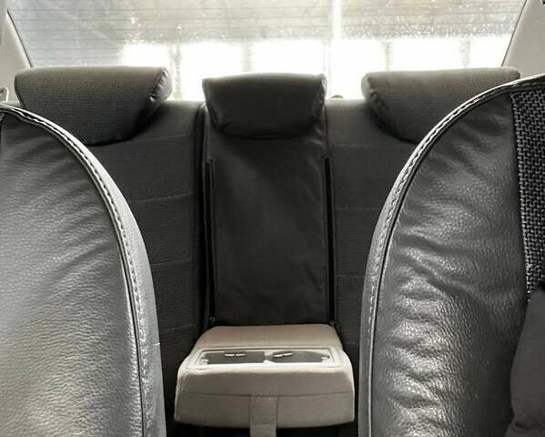 Синий Хендай Акцент, объемом двигателя 1.5 л и пробегом 304 тыс. км за 3650 $, фото 22 на Automoto.ua