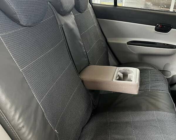 Синий Хендай Акцент, объемом двигателя 1.5 л и пробегом 304 тыс. км за 3650 $, фото 10 на Automoto.ua