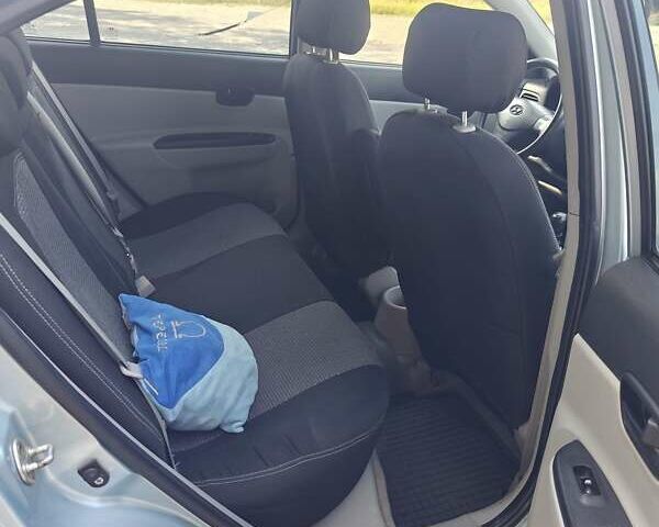 Синий Хендай Акцент, объемом двигателя 1.4 л и пробегом 189 тыс. км за 3800 $, фото 2 на Automoto.ua