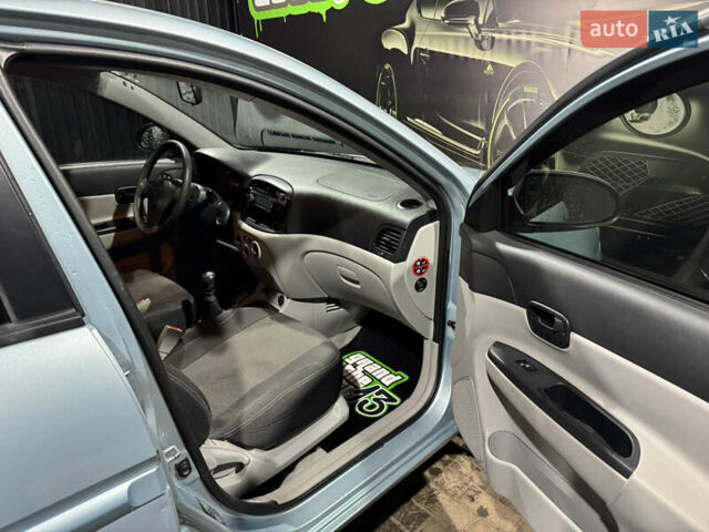 Синий Хендай Акцент, объемом двигателя 1.49 л и пробегом 181 тыс. км за 4999 $, фото 19 на Automoto.ua