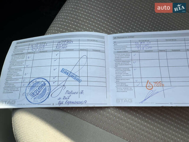 Синий Хендай Акцент, объемом двигателя 1.6 л и пробегом 335 тыс. км за 4000 $, фото 9 на Automoto.ua