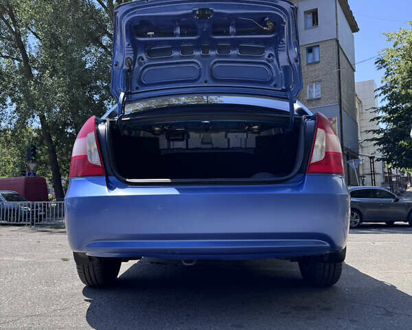 Синий Хендай Акцент, объемом двигателя 1.4 л и пробегом 212 тыс. км за 5500 $, фото 2 на Automoto.ua