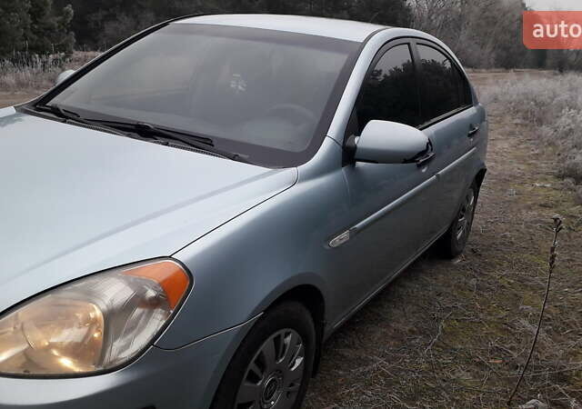 Синий Хендай Акцент, объемом двигателя 1.4 л и пробегом 247 тыс. км за 4500 $, фото 9 на Automoto.ua