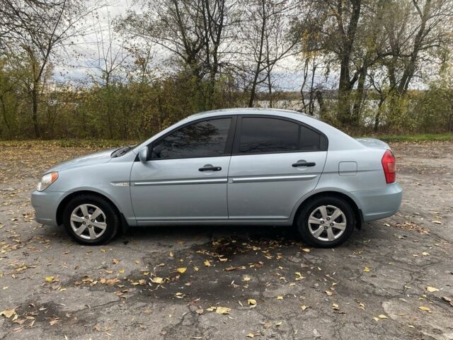 Синий Хендай Акцент, объемом двигателя 1.4 л и пробегом 212 тыс. км за 4500 $, фото 5 на Automoto.ua