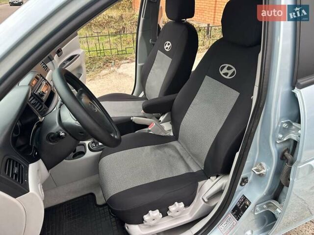 Синий Хендай Акцент, объемом двигателя 1.4 л и пробегом 180 тыс. км за 6200 $, фото 55 на Automoto.ua
