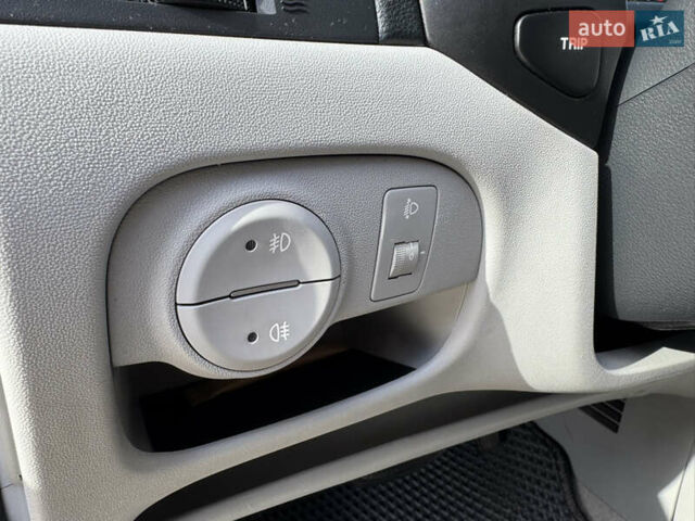 Синій Хендай Акцент, об'ємом двигуна 1.4 л та пробігом 56 тис. км за 7700 $, фото 15 на Automoto.ua