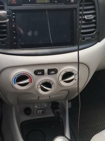 Синій Хендай Акцент, об'ємом двигуна 1.4 л та пробігом 230 тис. км за 3800 $, фото 1 на Automoto.ua