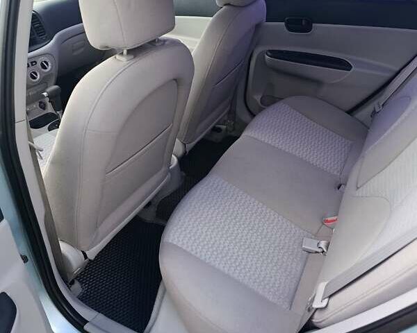 Синій Хендай Акцент, об'ємом двигуна 1.4 л та пробігом 80 тис. км за 7500 $, фото 10 на Automoto.ua