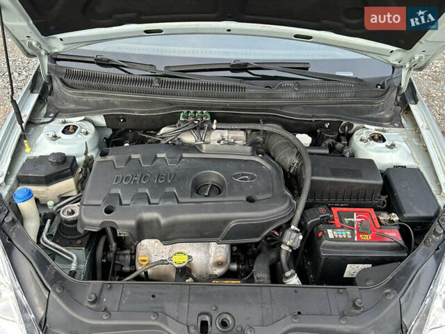 Синий Хендай Акцент, объемом двигателя 1.6 л и пробегом 240 тыс. км за 5250 $, фото 15 на Automoto.ua