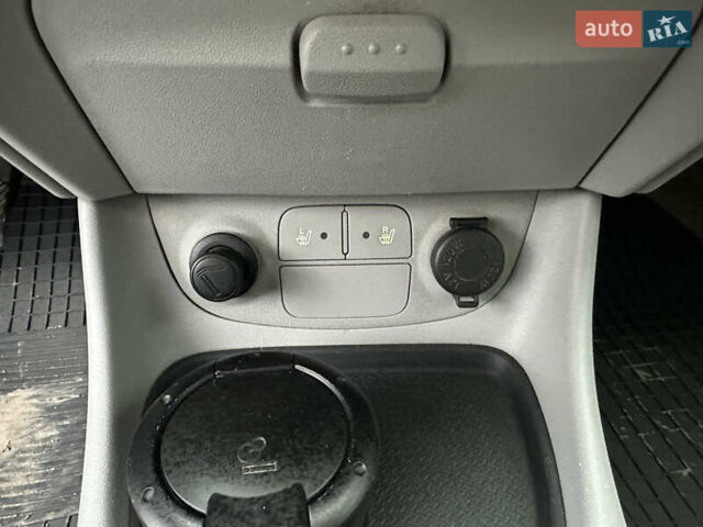 Синий Хендай Акцент, объемом двигателя 1.49 л и пробегом 135 тыс. км за 4900 $, фото 10 на Automoto.ua