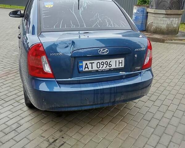 Синий Хендай Акцент, объемом двигателя 1.5 л и пробегом 356 тыс. км за 3650 $, фото 2 на Automoto.ua