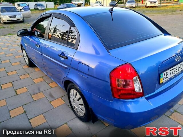 Синій Хендай Акцент, об'ємом двигуна 1.4 л та пробігом 200 тис. км за 4000 $, фото 3 на Automoto.ua