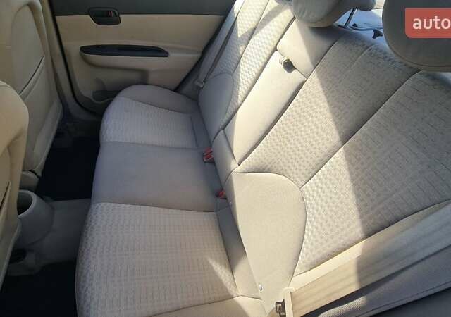 Синій Хендай Акцент, об'ємом двигуна 1.4 л та пробігом 269 тис. км за 4500 $, фото 16 на Automoto.ua