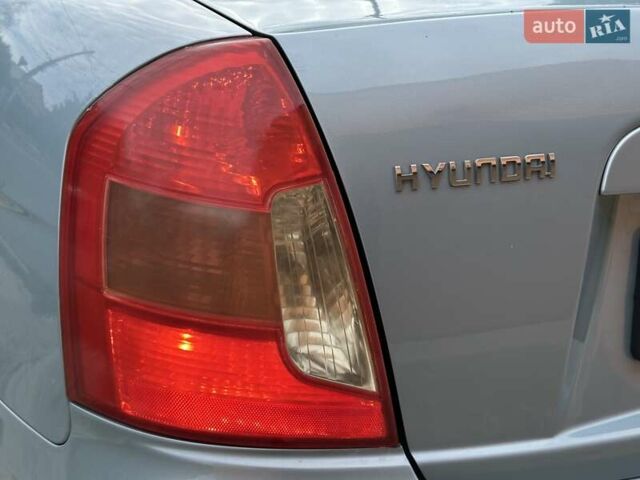 Синій Хендай Акцент, об'ємом двигуна 1.4 л та пробігом 201 тис. км за 5999 $, фото 27 на Automoto.ua