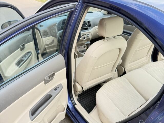 Синій Хендай Акцент, об'ємом двигуна 1.4 л та пробігом 276 тис. км за 4250 $, фото 6 на Automoto.ua