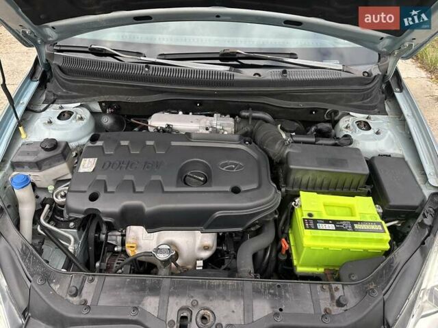 Синій Хендай Акцент, об'ємом двигуна 1.4 л та пробігом 201 тис. км за 5999 $, фото 91 на Automoto.ua