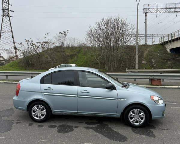 Синій Хендай Акцент, об'ємом двигуна 1.6 л та пробігом 182 тис. км за 4790 $, фото 9 на Automoto.ua