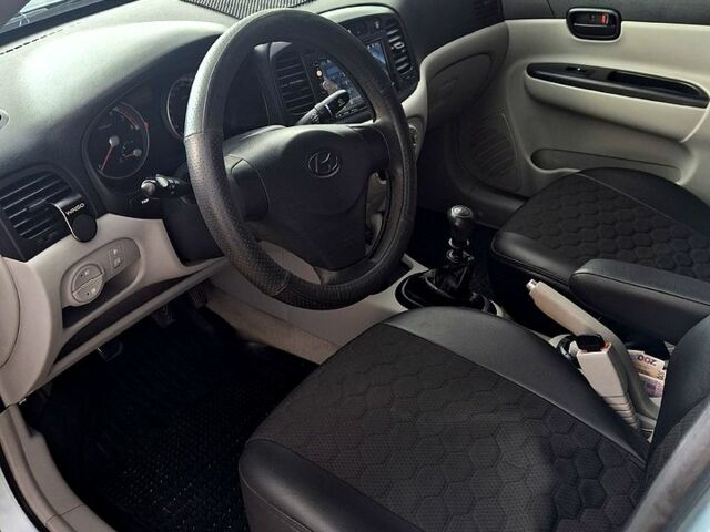 Синій Хендай Акцент, об'ємом двигуна 1.4 л та пробігом 163 тис. км за 4700 $, фото 6 на Automoto.ua