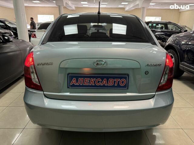 Синий Хендай Акцент, объемом двигателя 0 л и пробегом 168 тыс. км за 6400 $, фото 3 на Automoto.ua