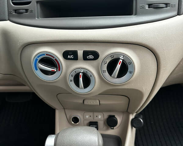 Синій Хендай Акцент, об'ємом двигуна 1.4 л та пробігом 220 тис. км за 5900 $, фото 25 на Automoto.ua