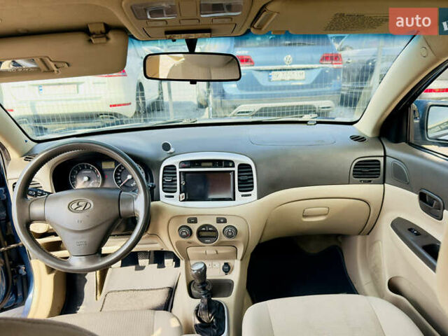 Синий Хендай Акцент, объемом двигателя 1.6 л и пробегом 335 тыс. км за 4000 $, фото 13 на Automoto.ua